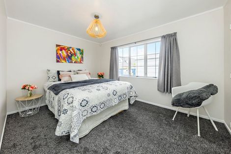 Photo of property in 4 Kepler Place, Clover Park, Auckland, 2019