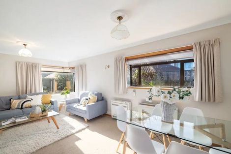 Photo of property in 2/47a Main Road, Redcliffs, Christchurch, 8081