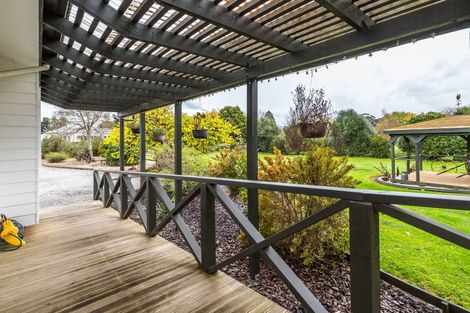 Photo of property in 74 Charles Street, Carterton, 5713