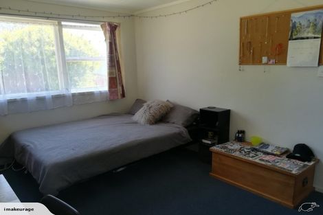 Photo of property in 46 Sunnyside Road, Sunnyvale, Auckland, 0612