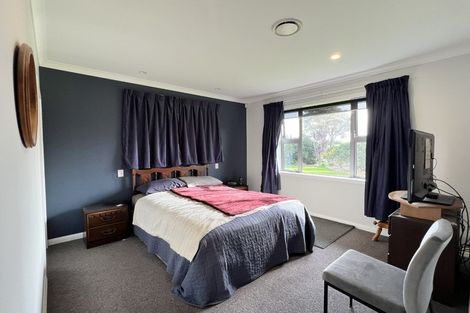 Photo of property in 3-9 Seddon Street, Waikanae, 5036