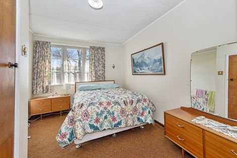 Photo of property in 194 Clarkin Road, Fairfield, Hamilton, 3214