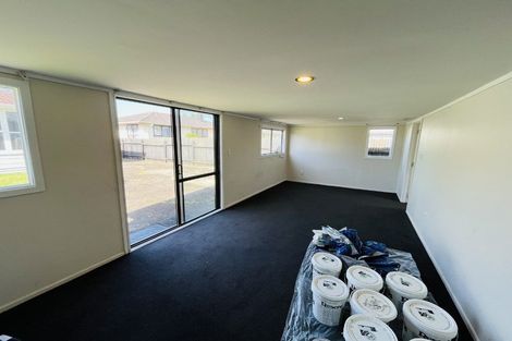 Photo of property in 26 Courtenay Crescent, Mangere East, Auckland, 2024