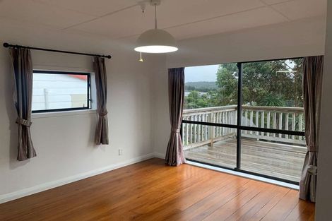 Photo of property in 25 Hillcrest Road, Hatfields Beach, Orewa, 0931