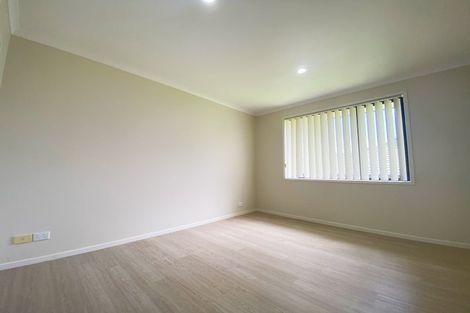 Photo of property in 21 Claywest Place, Glen Eden, Auckland, 0602