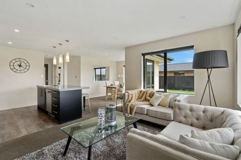 Photo of property in 2 Bellbird Place, Rolleston, 7614