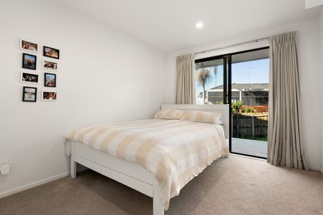 Photo of property in 13 Oki Place, Glenfield, 0629