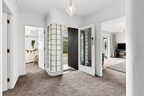 Photo of property in 293a Carrington Street, Vogeltown, New Plymouth, 4310