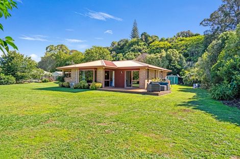 Photo of property in 1 Crusader Drive, Ruby Bay, Mapua, 7005