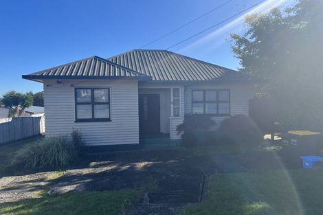 Photo of property in 90 Forest Lake Road, Forest Lake, Hamilton, 3200