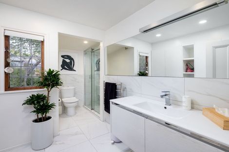 Photo of property in 85 Avoca Valley Road, Heathcote Valley, Christchurch, 8022