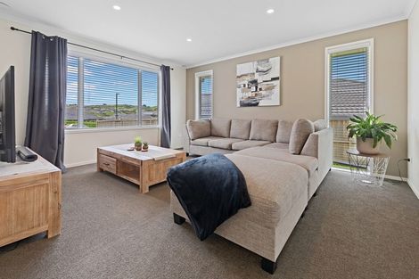 Photo of property in 72 Hillpark Drive, Pokeno, 2402