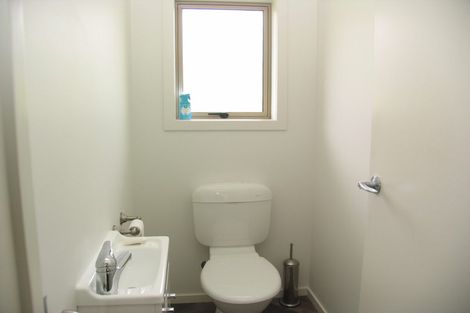 Photo of property in 8 Hector Close, Kingston, Athol, 9793