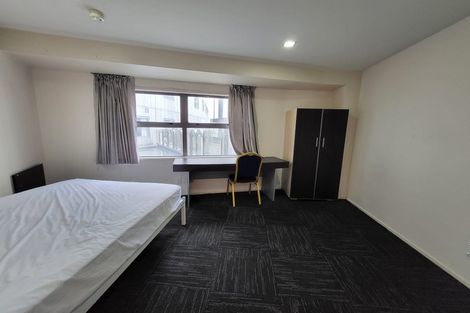 Photo of property in Empire Apartments, 1325/21 Whitaker Place, Grafton, Auckland, 1010