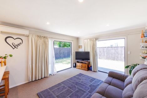 Photo of property in 159 Heretaunga Street, Palmerston North, 4414
