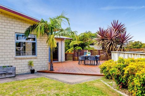Photo of property in 15c Anderson Way, Highlands Park, New Plymouth, 4312