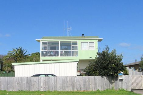 Photo of property in 92 Simpson Road, Papamoa Beach, Papamoa, 3118