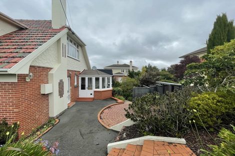 Photo of property in 1 Ross Street, Roslyn, Dunedin, 9011