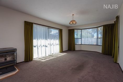 Photo of property in 11 Mchaffies Place, Wainoni, Christchurch, 8061