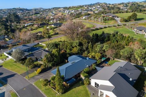 Photo of property in 15 Avon Rise, Welcome Bay, Tauranga, 3112
