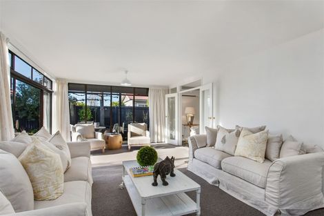 Photo of property in 2/108 Condell Avenue, Papanui, Christchurch, 8053