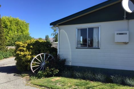 Photo of property in 4 Hallewell Road, Twizel, 7901