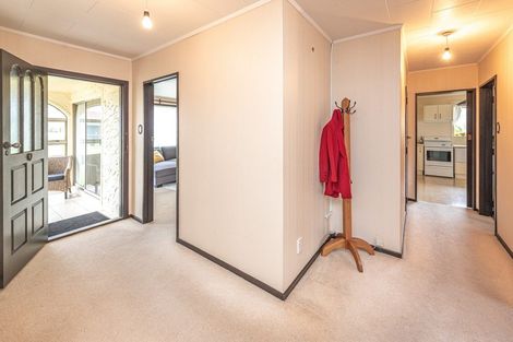 Photo of property in 17 Karamu Street, Tawhero, Whanganui, 4501