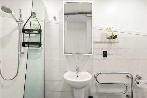 Photo of property in Qba Apartments, 4p/51 Webb Street, Mount Cook, Wellington, 6011