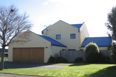 Photo of property in 14 Grosvenor Place, Rototuna, Hamilton, 3210