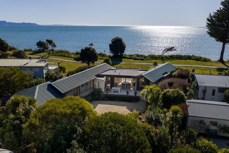 Photo of property in 42 Selwyn Street, Pohara, Takaka, 7183