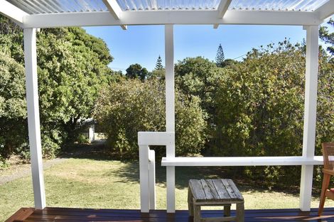 Photo of property in 16 Koromiko Street, Otaki Beach, Otaki, 5512