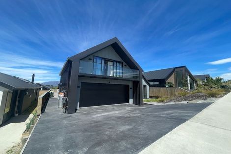 Photo of property in 9 Runholder Rise, Jacks Point, 9371
