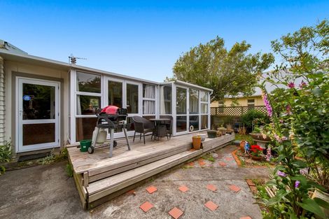 Photo of property in 6 Galt Street, Hawera, 4610