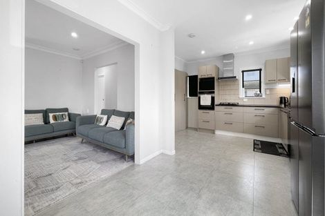 Photo of property in 17 Philip Street, Papatoetoe, Auckland, 2025