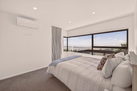 Photo of property in 3 The Terrace, Mount Pleasant, Christchurch, 8081