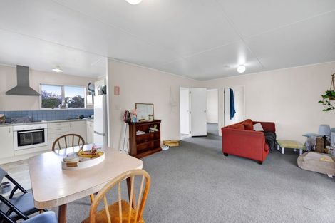 Photo of property in 1 Charles Major Place, Hawera, 4610