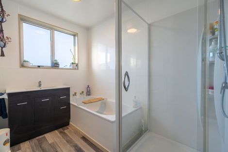 Photo of property in 11 Henry Street, Te Anau, 9600