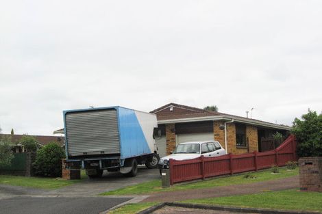 Photo of property in 7 Pedlar Place, Conifer Grove, Takanini, 2112