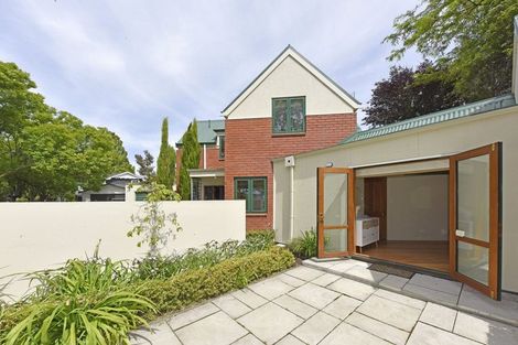 Photo of property in 90 Totara Street, Riccarton, Christchurch, 8041