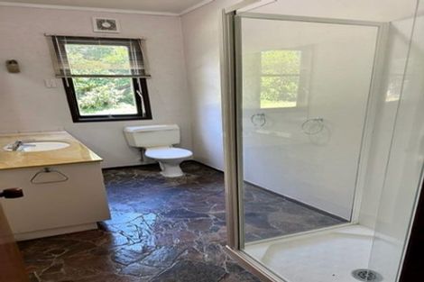 Photo of property in 6 Matanui Street, Northcote, Auckland, 0627