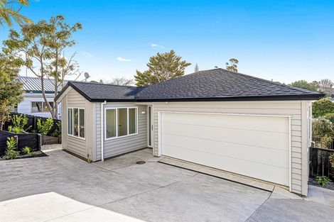 Photo of property in 17a Alexander Avenue, Torbay, Auckland, 0630