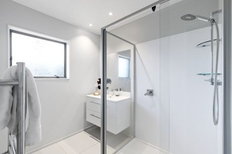 Photo of property in 2/40 Gills Avenue, Papakura, 2110