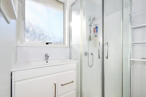 Photo of property in 1/58 Te Irirangi Drive, Clover Park, Auckland, 2019