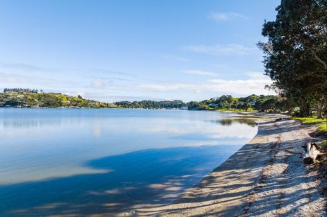 Photo of property in 6 The Strand, Whakapirau, Maungaturoto, 0583