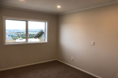 Photo of property in 7a Rahui Street, Strathmore Park, Wellington, 6022