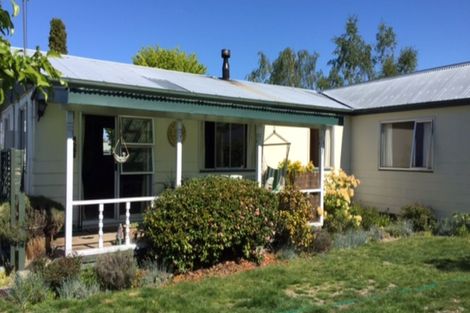 Photo of property in 4 Hallewell Road, Twizel, 7901