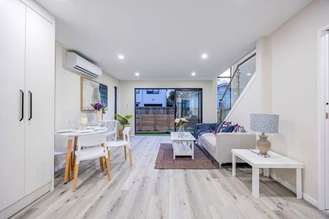 Photo of property in 4/6 Vine Street, Mangere East, Auckland, 2024