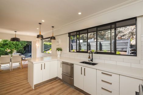 Photo of property in 115 Kidson Terrace, Cashmere, Christchurch, 8022