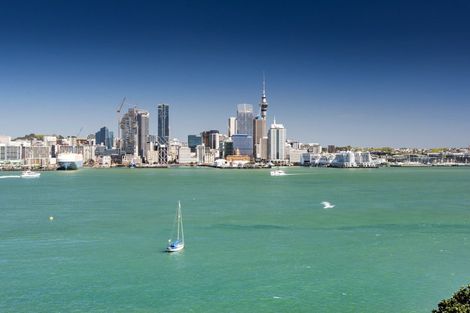 Photo of property in 53a Stanley Point Road, Stanley Point, Auckland, 0624