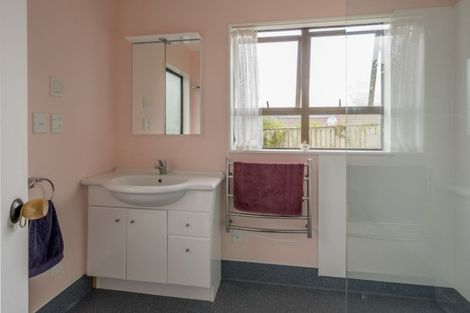 Photo of property in 33a Rosewood Place, Paraparaumu, 5032